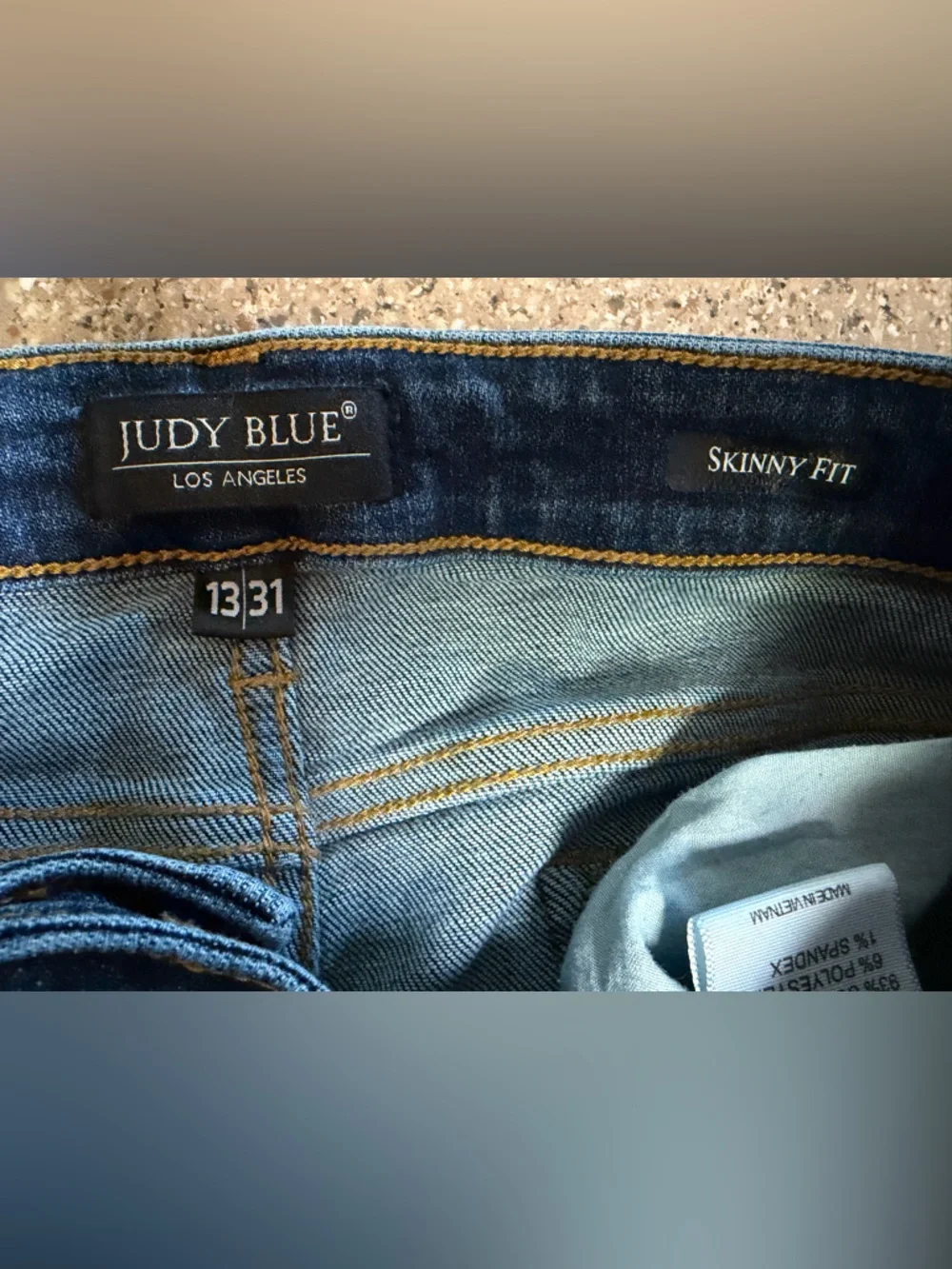 Judy Blue Dark Blue High-Rise Button-Fly Cropped Jeans - Picture 3 of 3